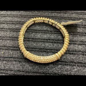 Stretchy bracelet